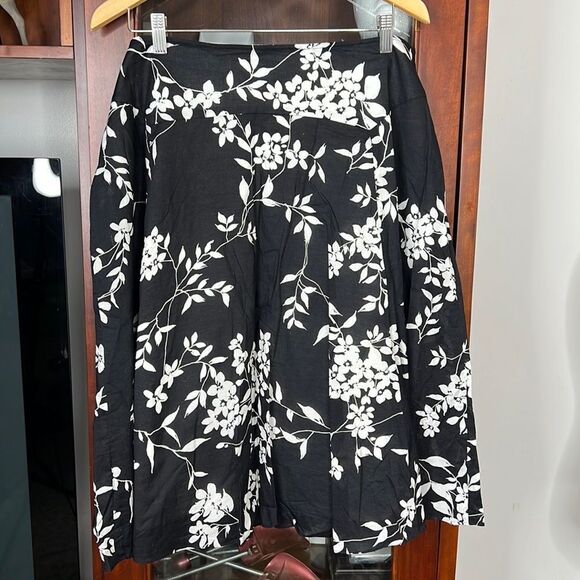 Jones Wear Floral Circle Skirt - Picture 1 of 4